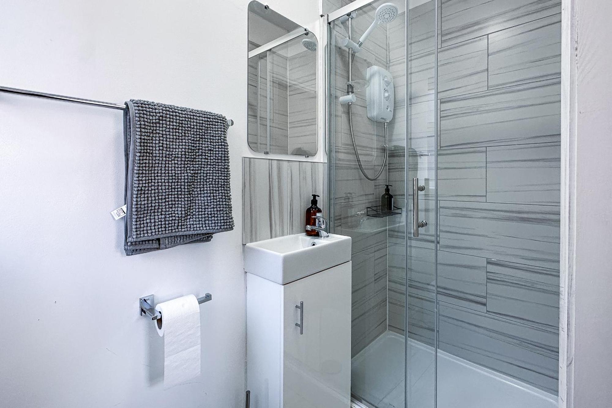 Ashfield Co-Living - Private Room Self-Cater Vakantiehuis