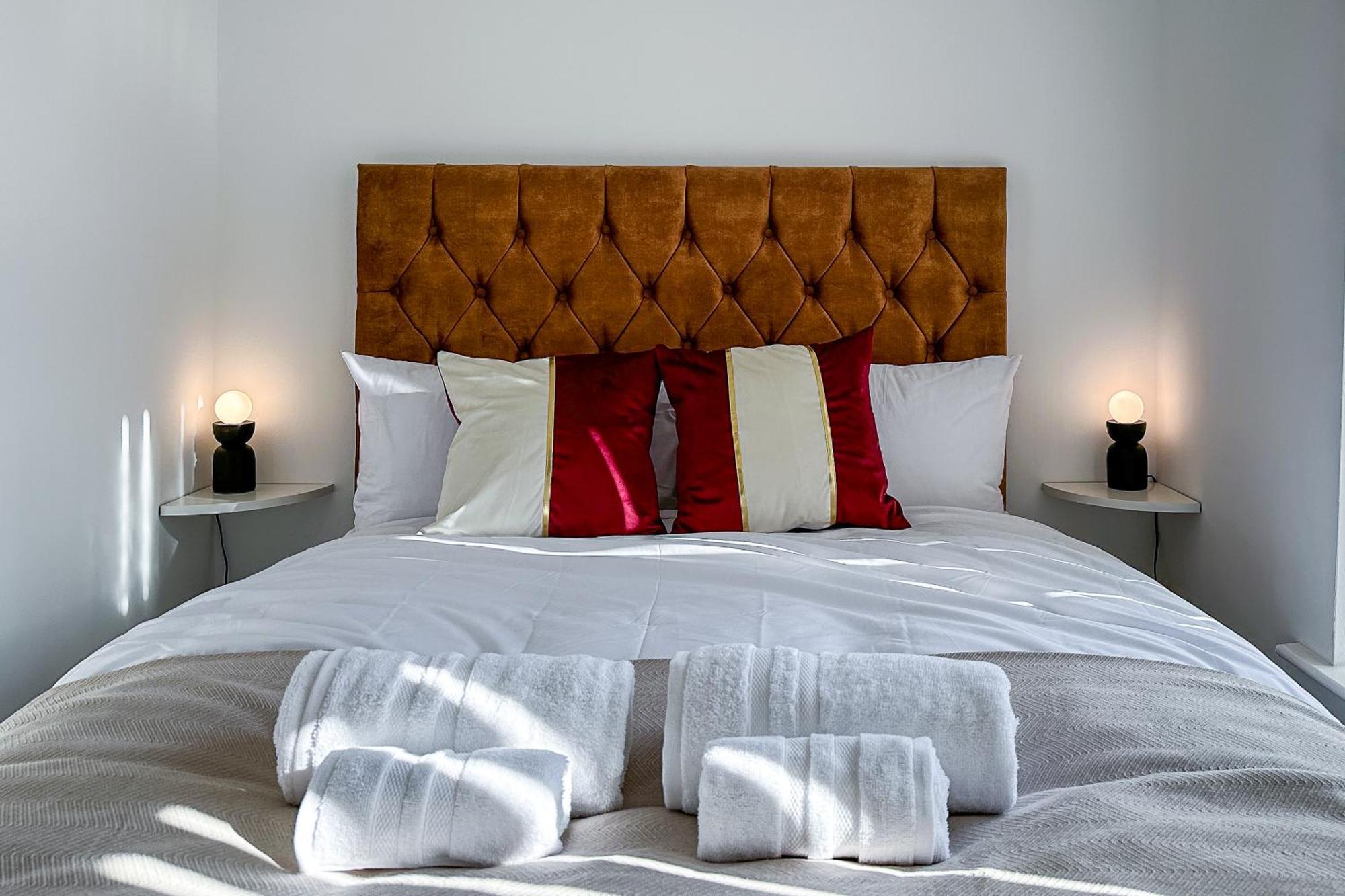 Ashfield Co-Living - Private Room Self-Cater