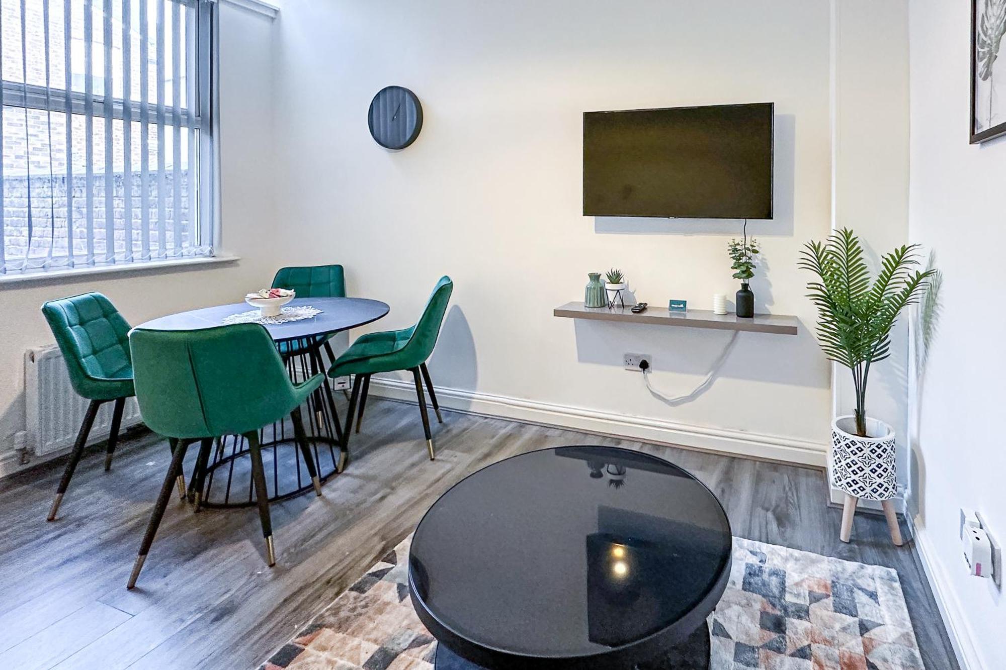 Vakantiehuis Ashfield Co-Living - Private Room Self-Cater Manchester