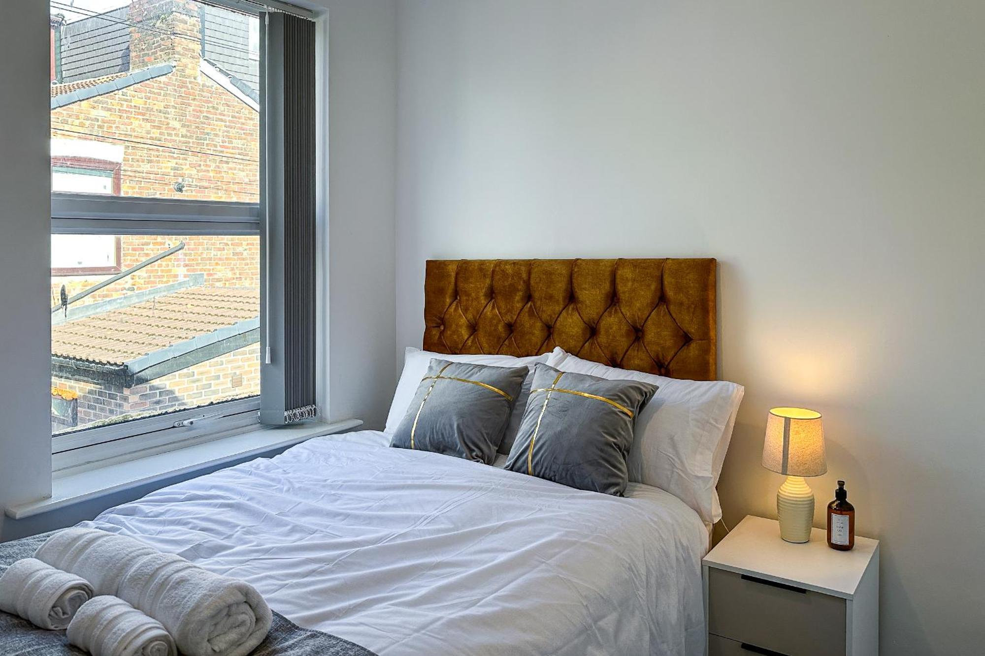 Ashfield Co-Living - Private Room Self-Cater Manchester