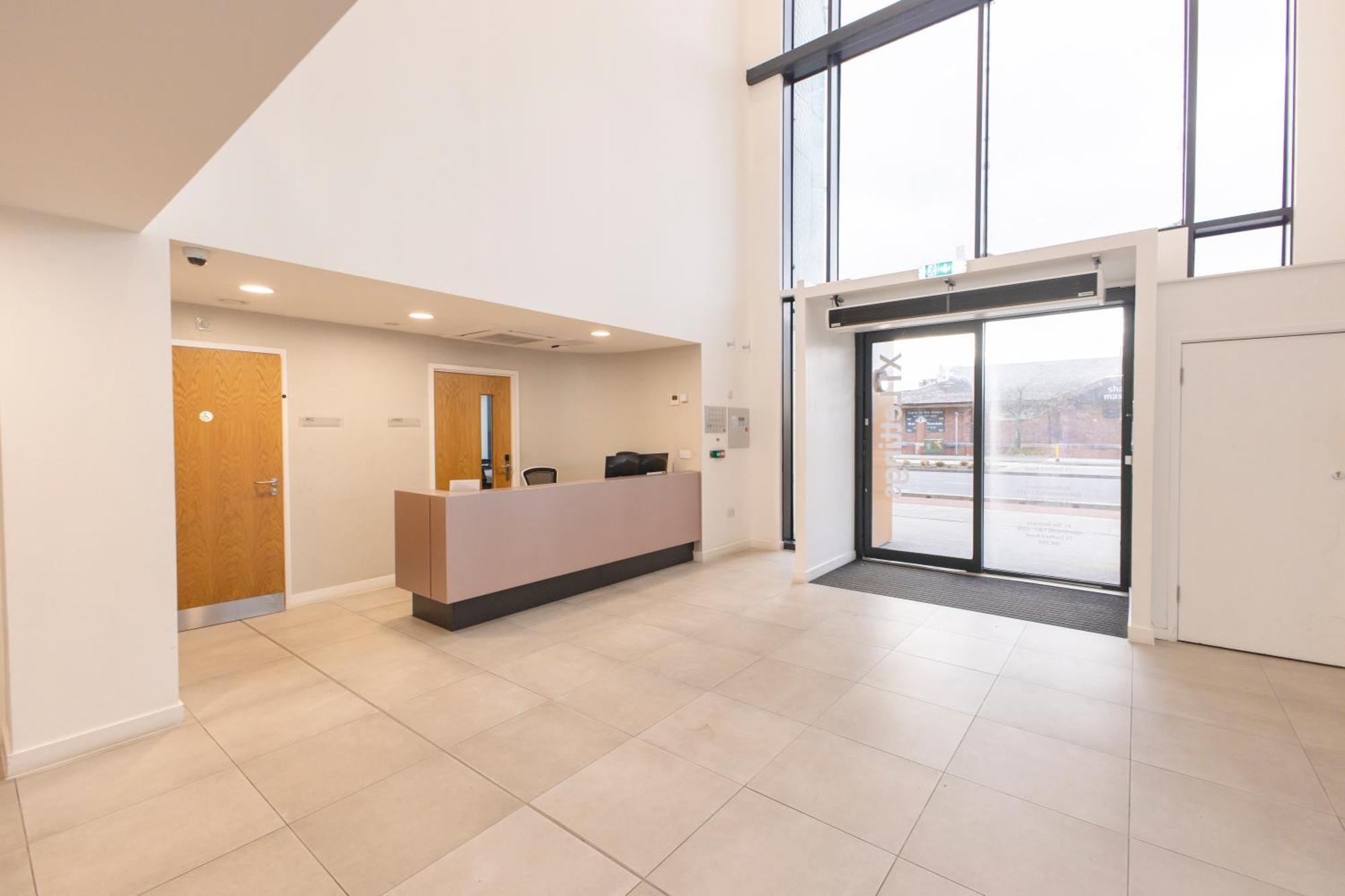 Quayside Penthouse 2 Bedroom Ensuite Near Media & United Apartment