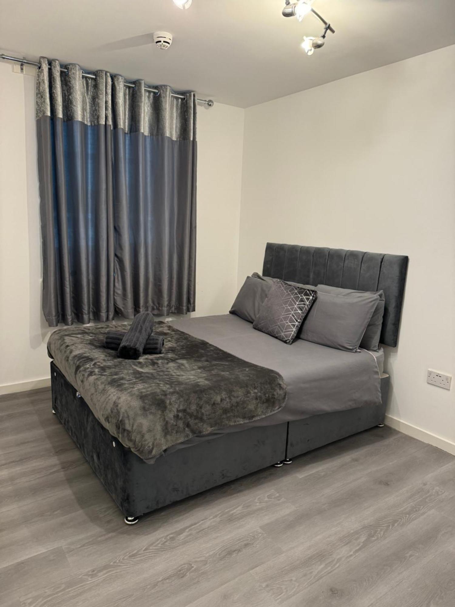 Modern Smart 2 Bedroom Appartement Manchester
