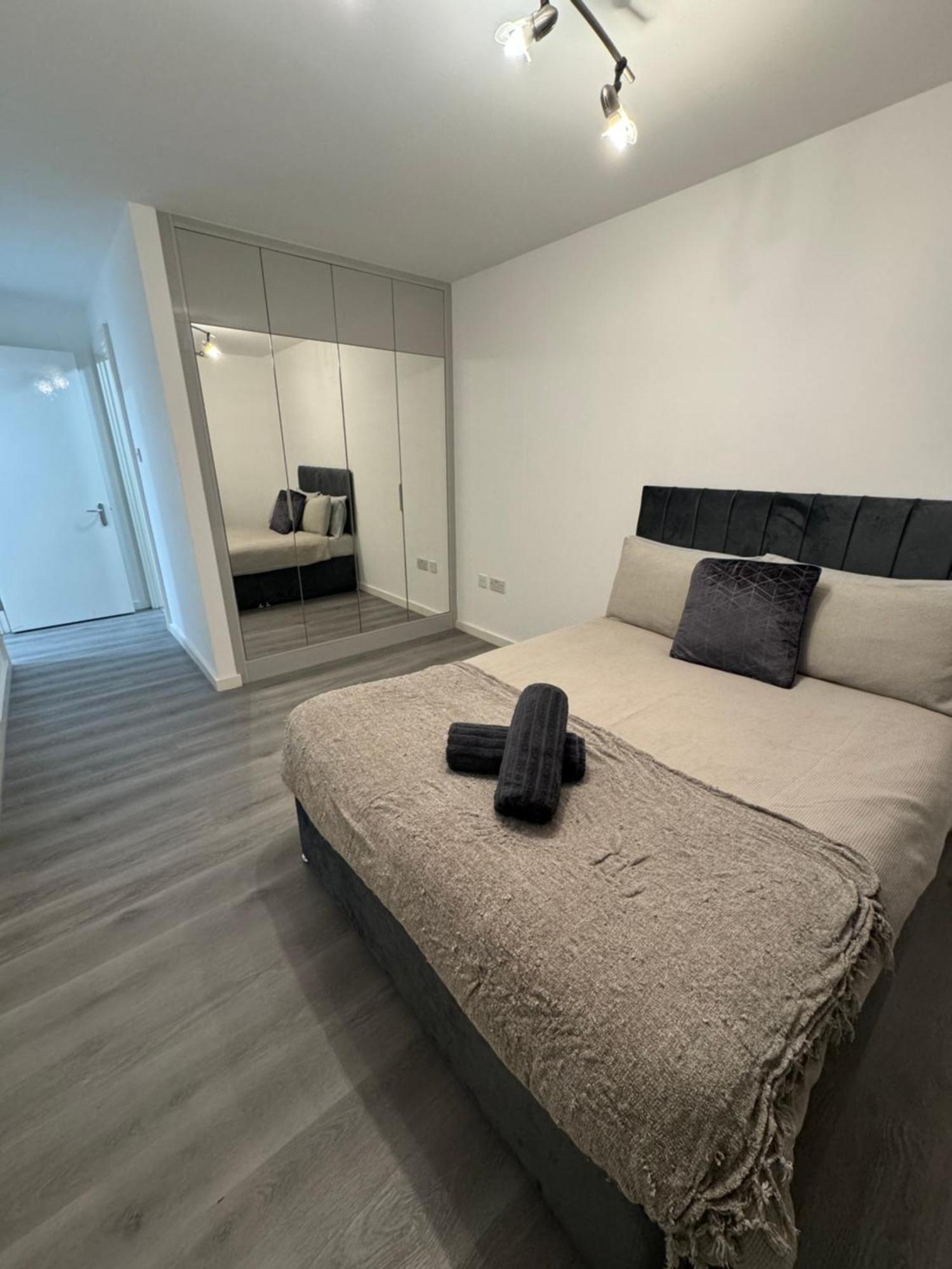 Modern Smart 2 Bedroom Manchester