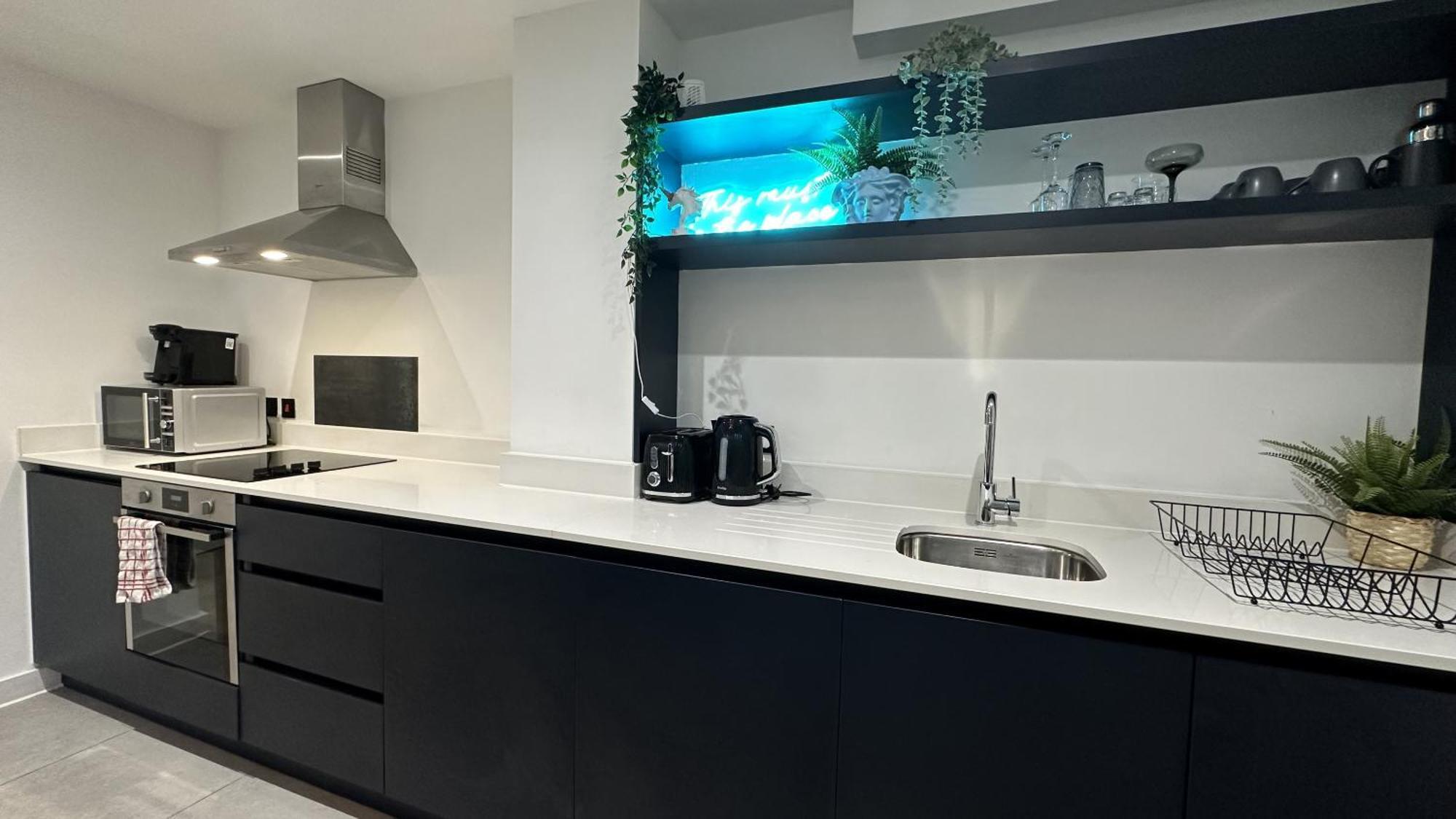 Lux Livin' - Luxury 2 Bed With Sky Garden Manchester
