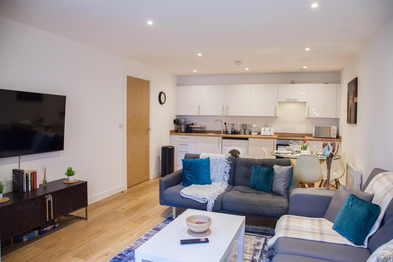 Apartment Luxury 2 Bed *