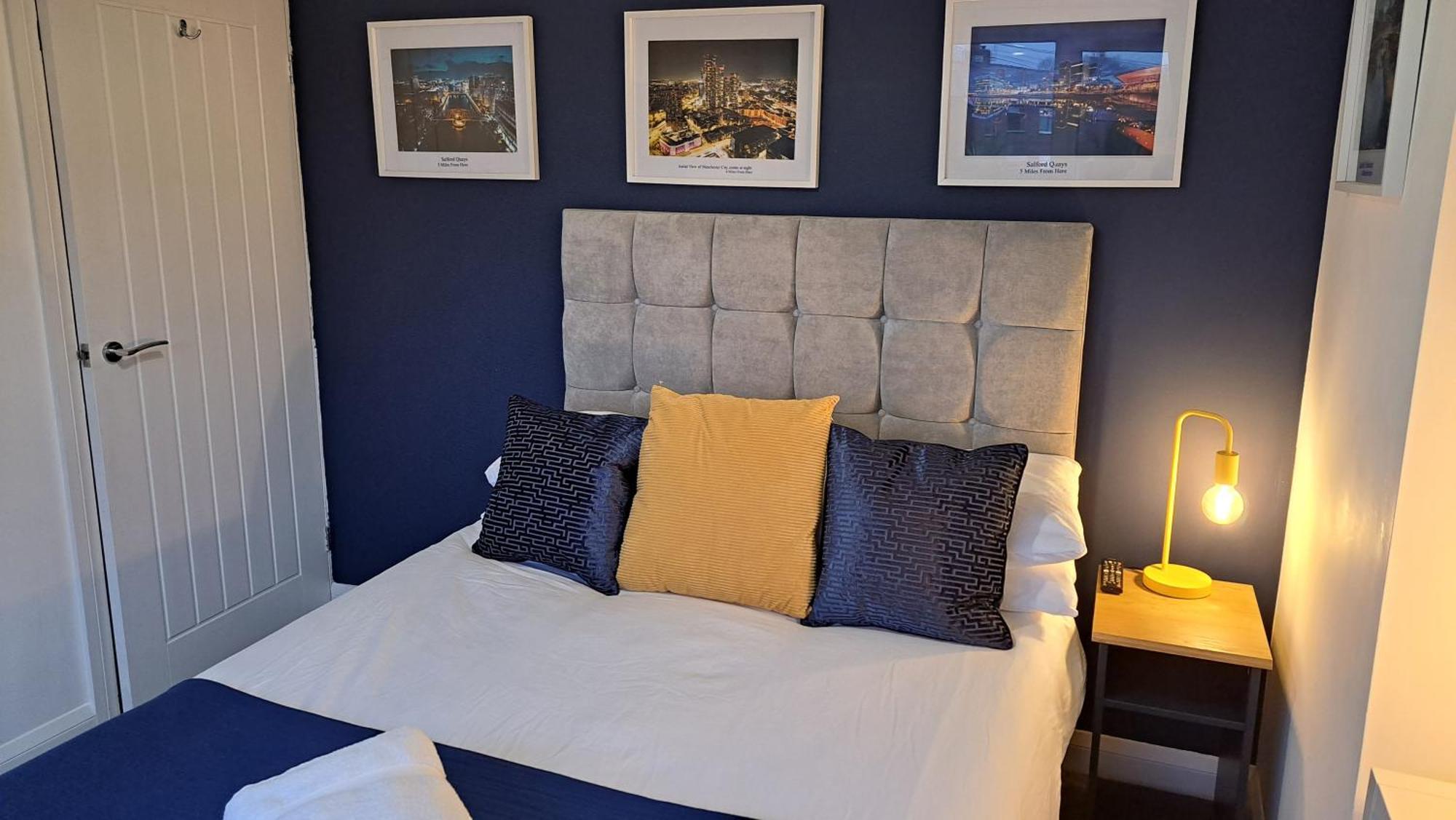 Holiday home The Heart - Cosy 3 Bedroom House With Double Driveway And Garden In Manchester
