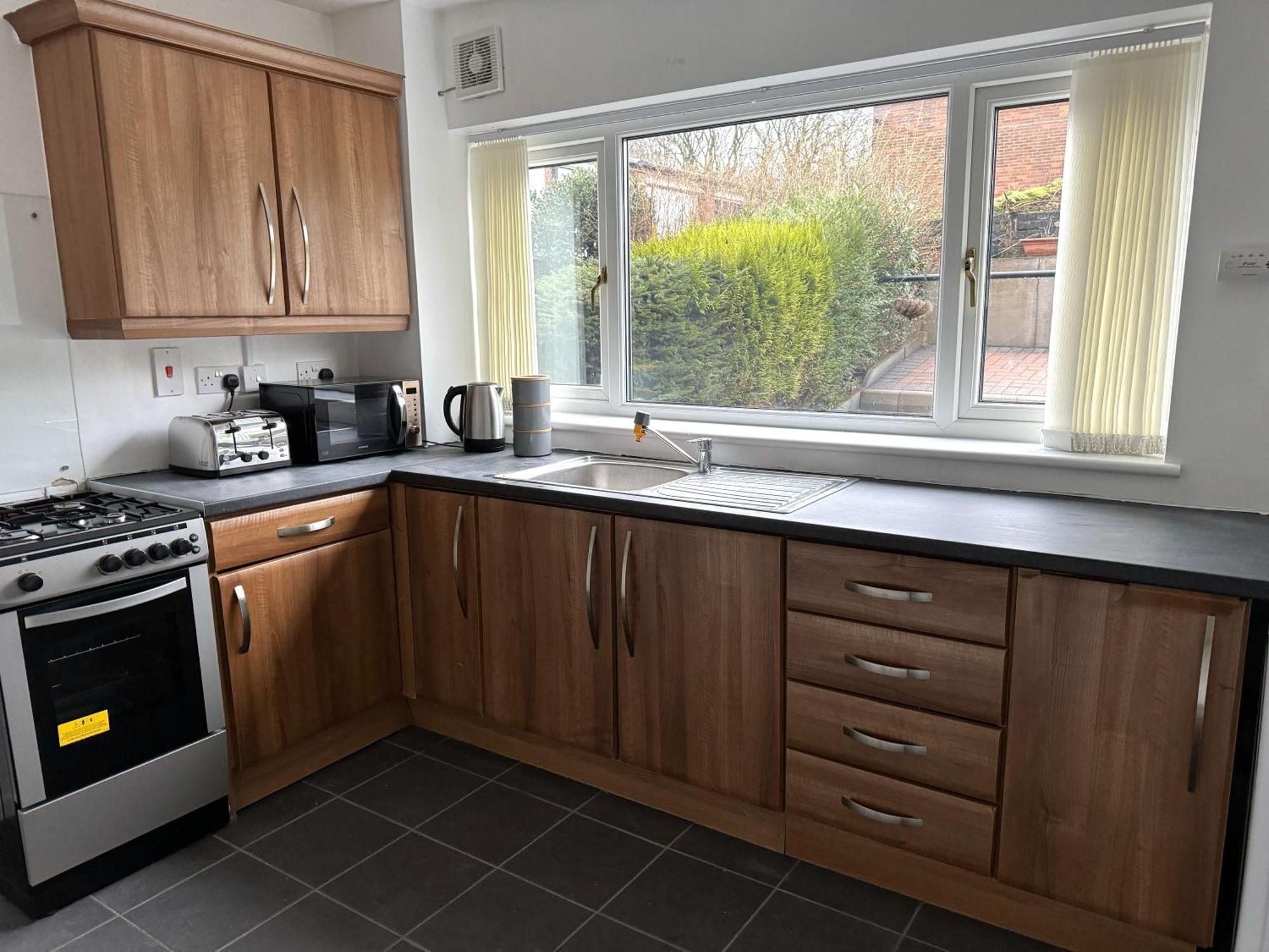 Vakantiehuis Cosy & Quiet House Close To Etihad And Centre *