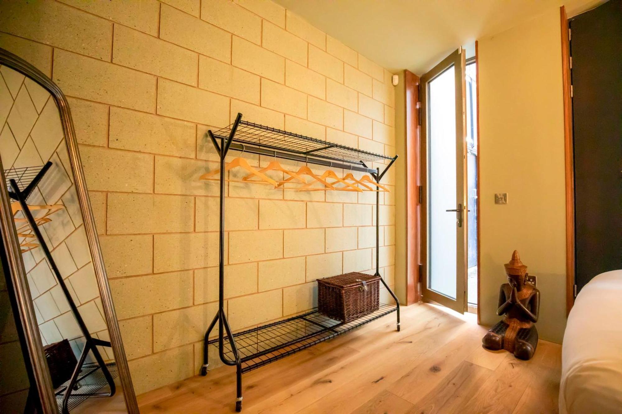Luxury Roof Terrace Townhouse Manchester