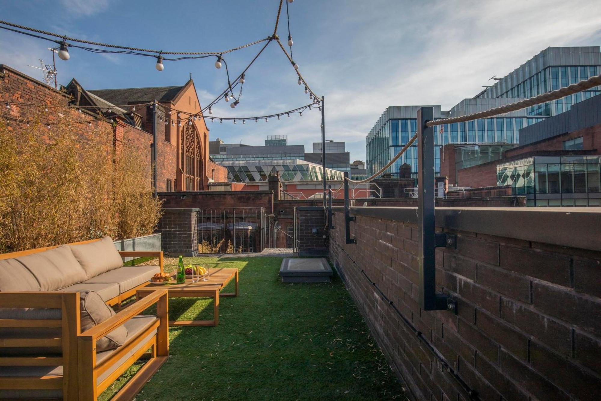 Luxury Roof Terrace Townhouse *