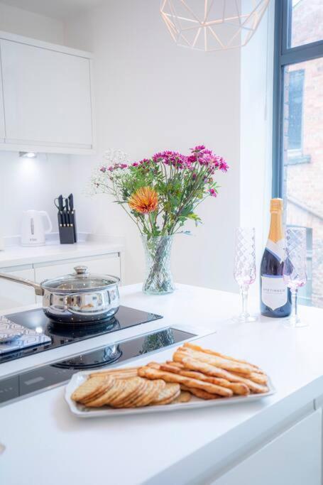 Superhost: Luxury Deansgate Townhouse * Manchester