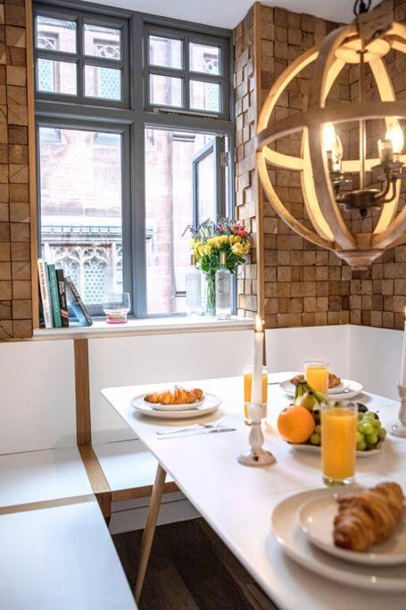 Holiday home Superhost: Luxury Deansgate Townhouse Manchester