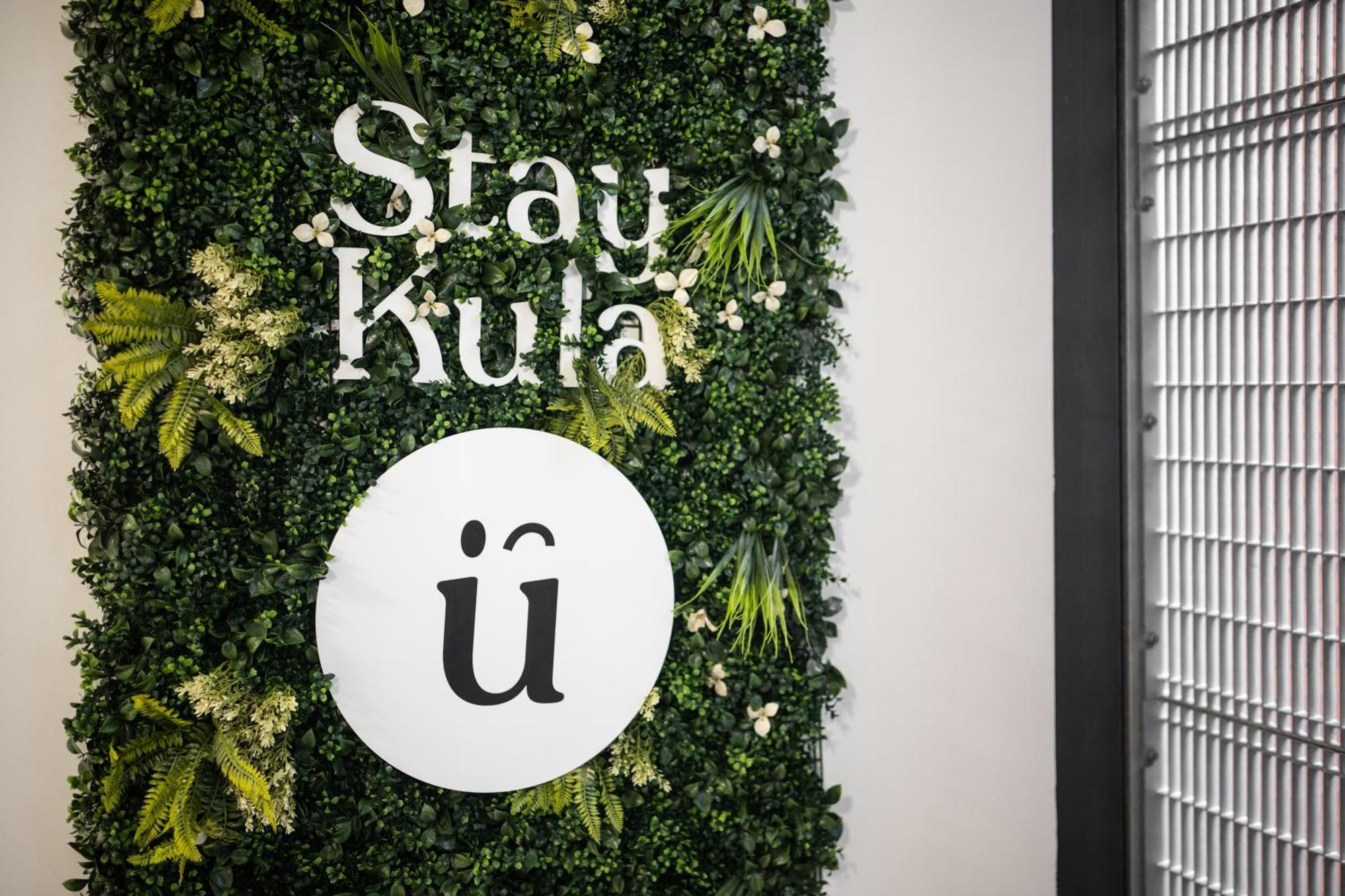 Kula Apartment *