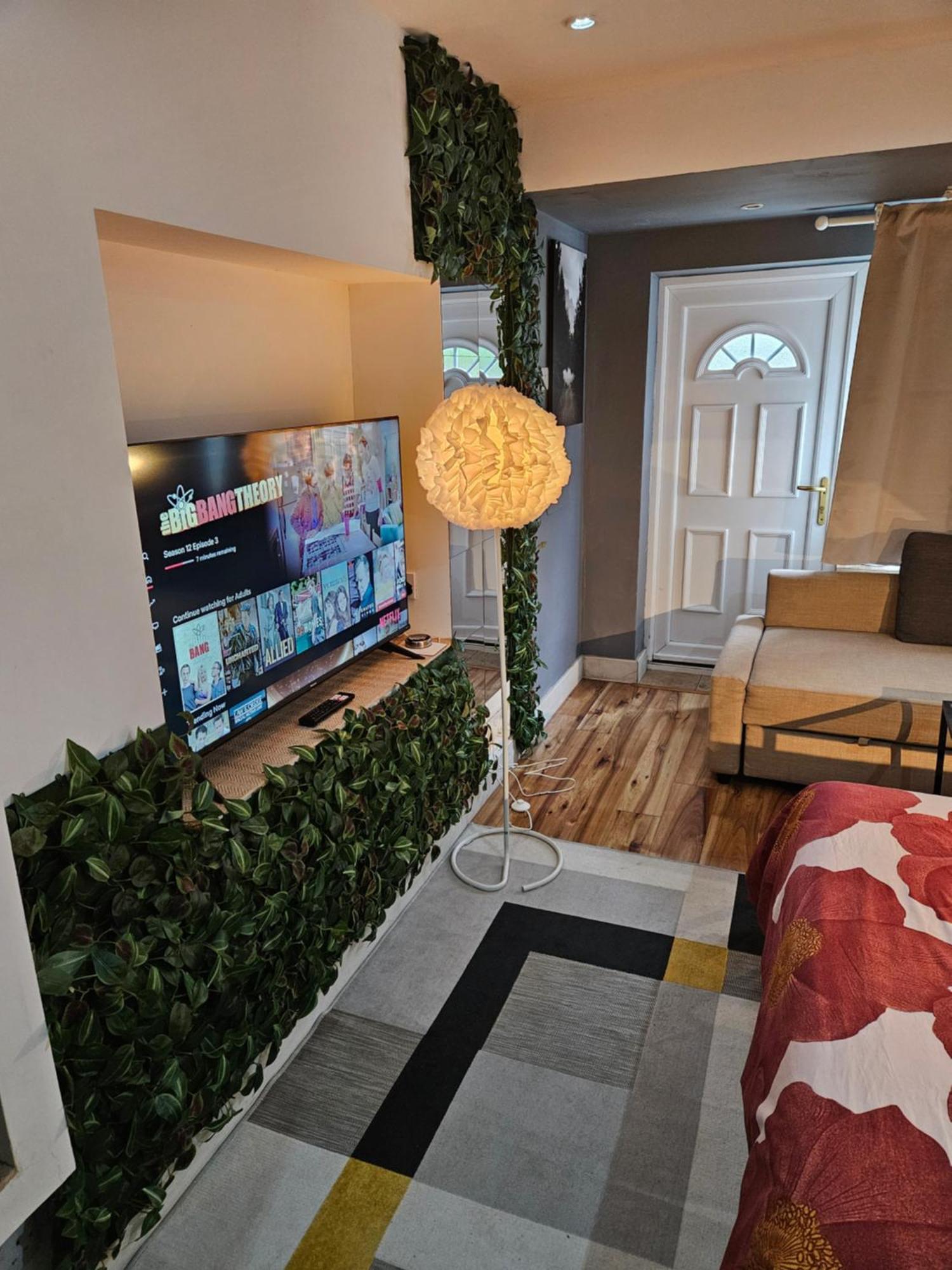Amazing Open Plan Living Apartment