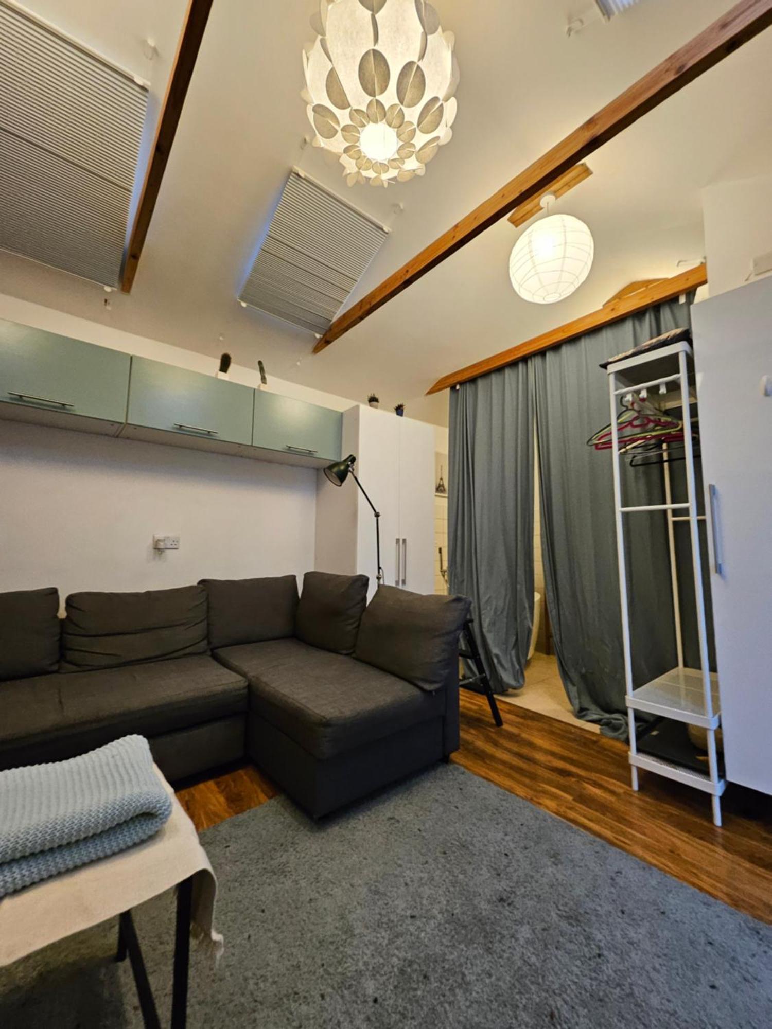 Amazing Open Plan Living Apartment *