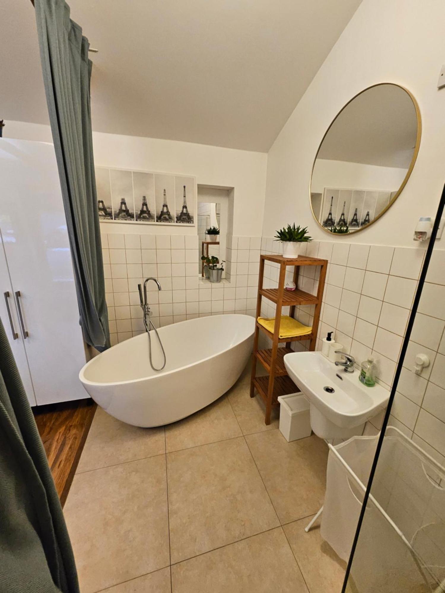 Amazing Open Plan Living * Manchester