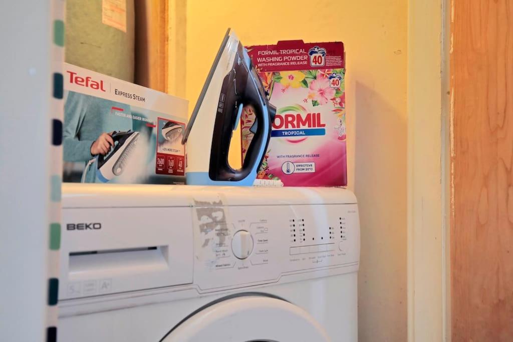 View - Free Parking - Sleeps 6 - Near Centre - By Nmb Appartement Manchester