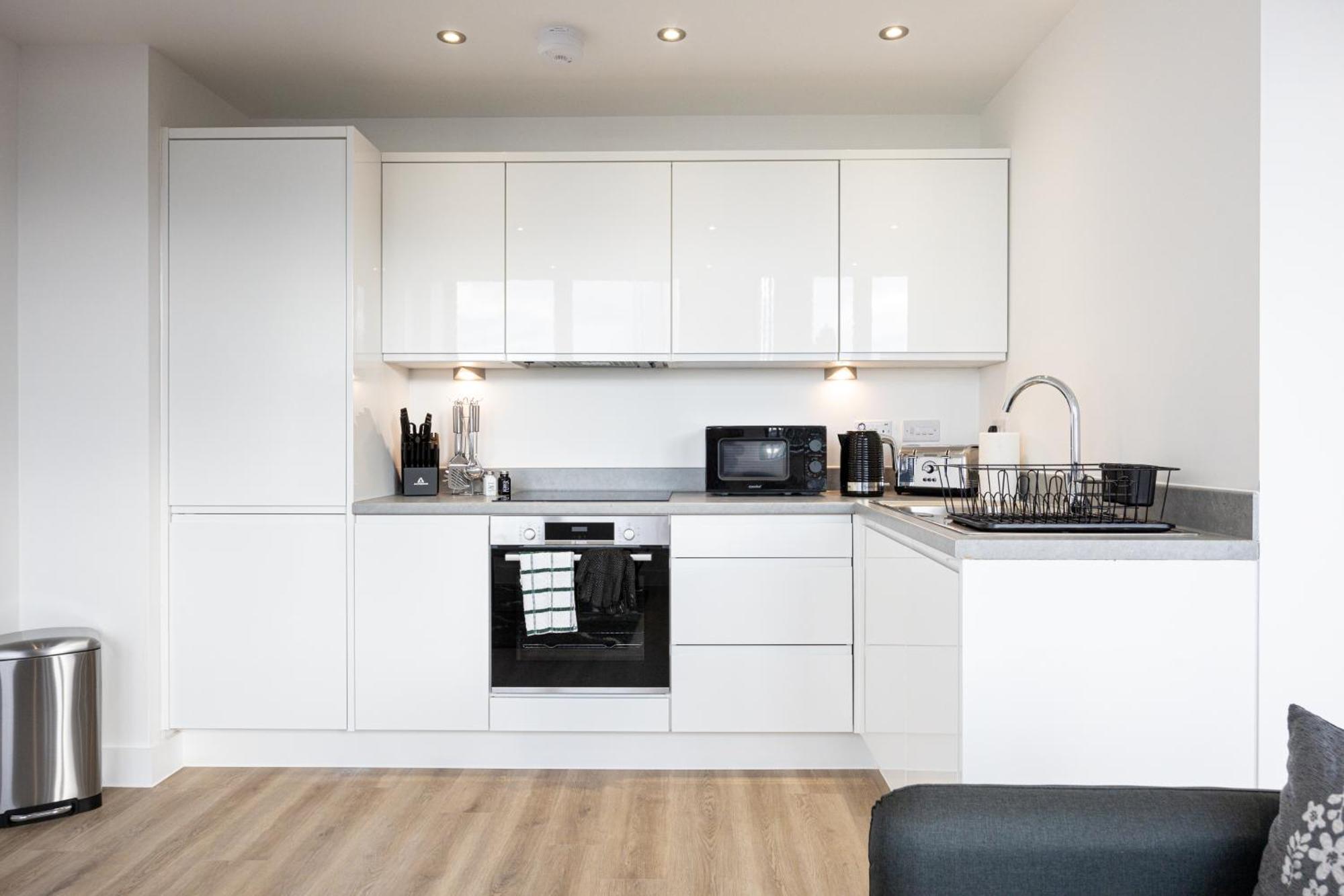 Modern 1 In Old Trafford Near The Stadium Apartment