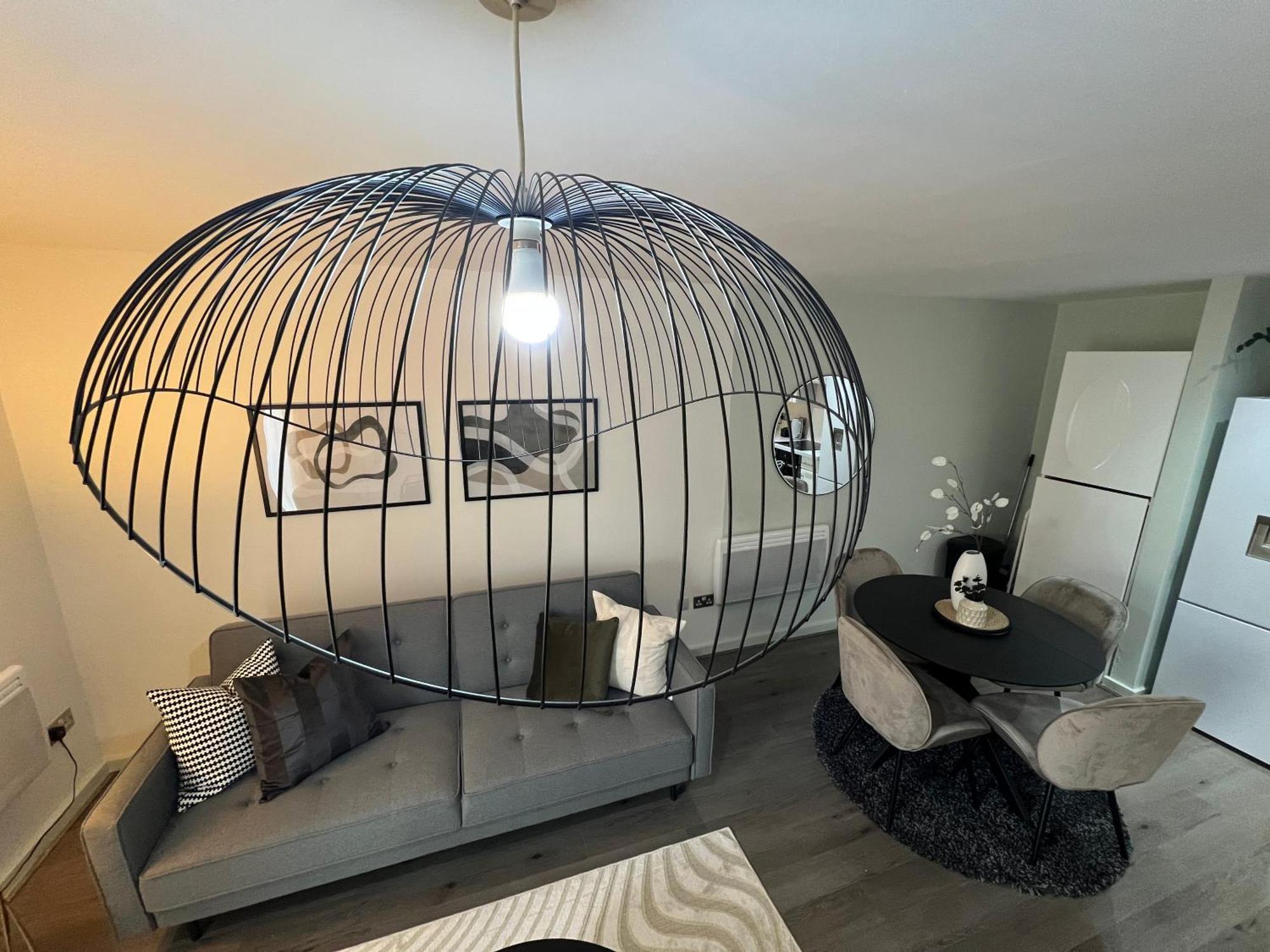 Apartment Stunning + Free Parking *