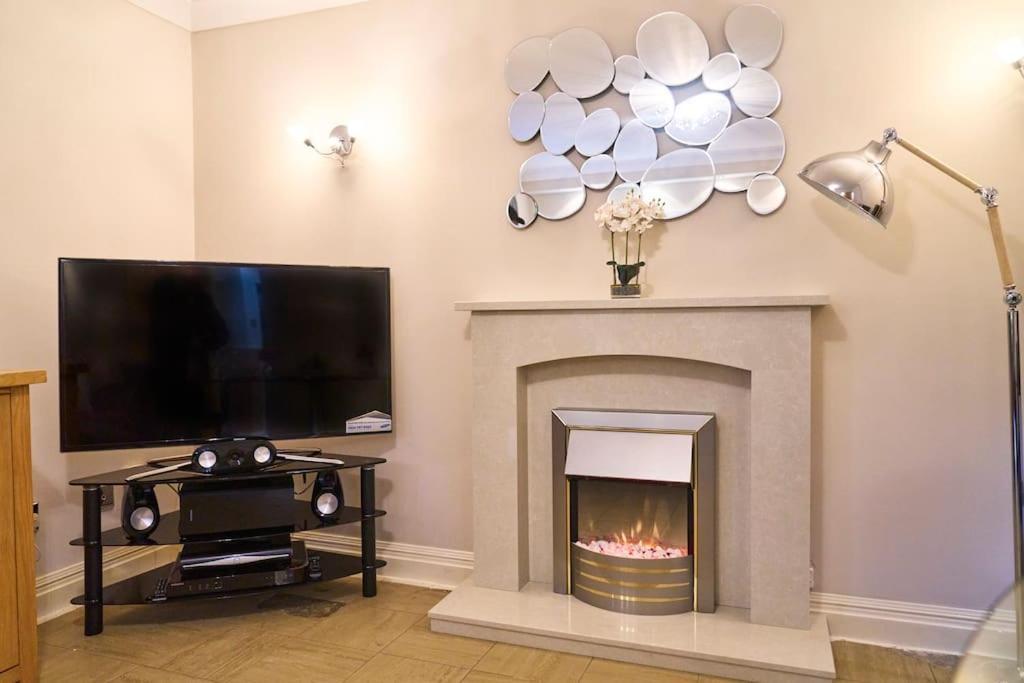 Holiday home Bespoke Salford Quays - Garden, Wifi And Parking
