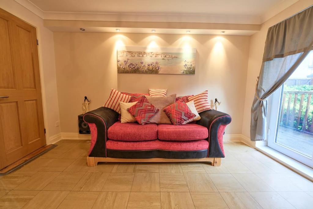 Holiday home Bespoke Salford Quays - Garden, Wifi And Parking *