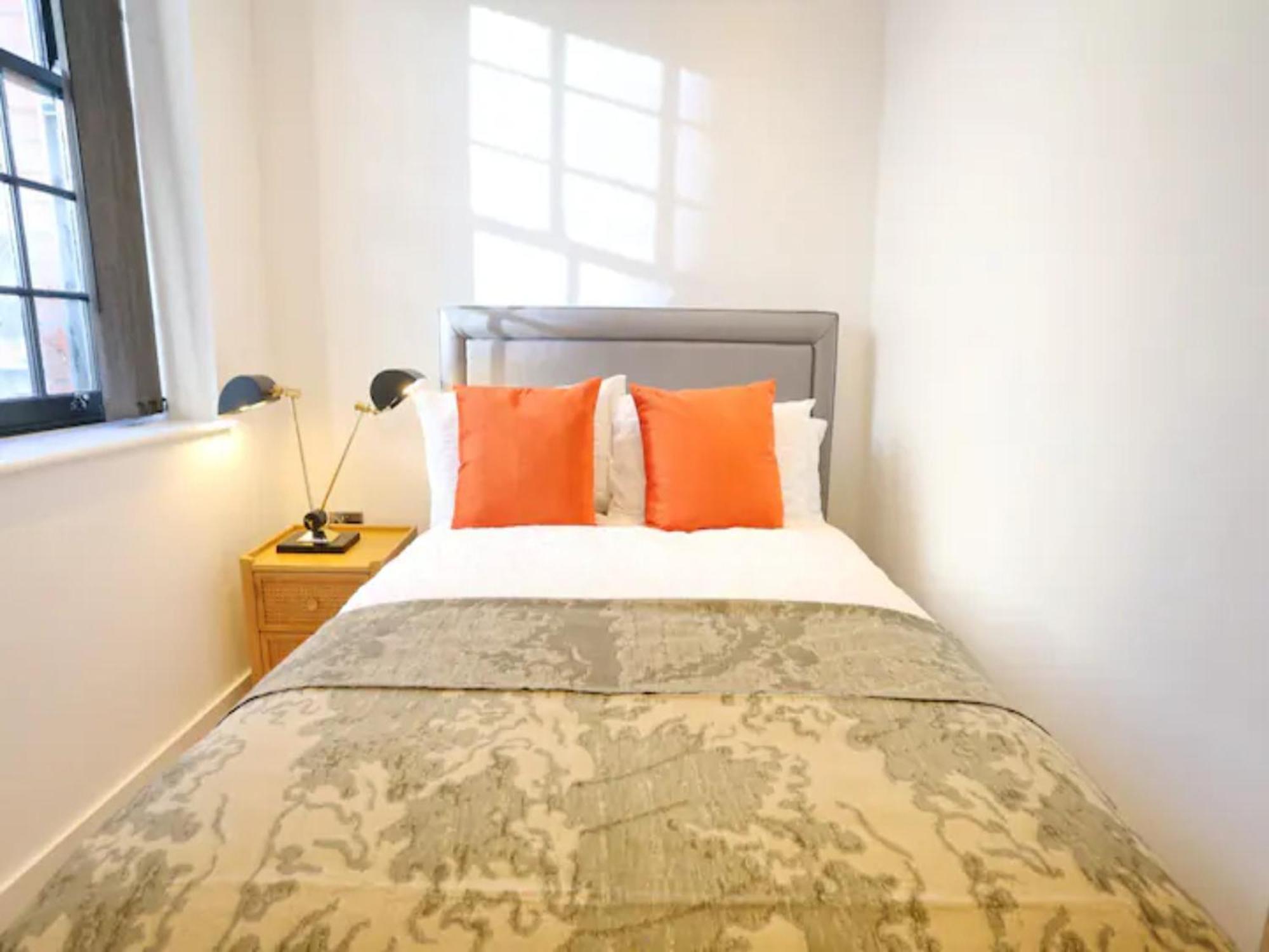Apartment Pass The Keys Stunning King Bed Flat 9 Min Walk From Arndale