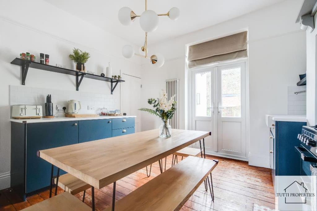 Vakantiehuis Elegant From Manchester