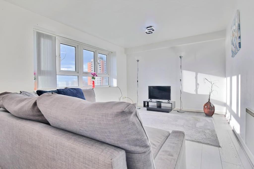 Appartement View - Free Parking - Sleeps 6 - Near Centre - By Nmb Manchester