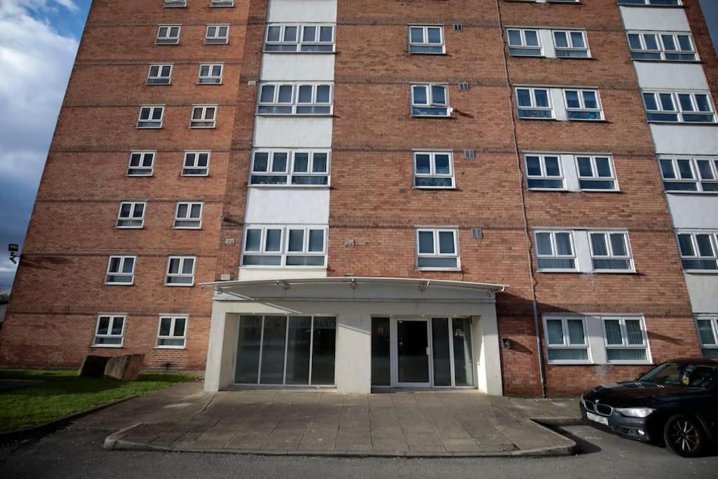 Appartement View - Free Parking - Sleeps 6 - Near Centre - By Nmb *