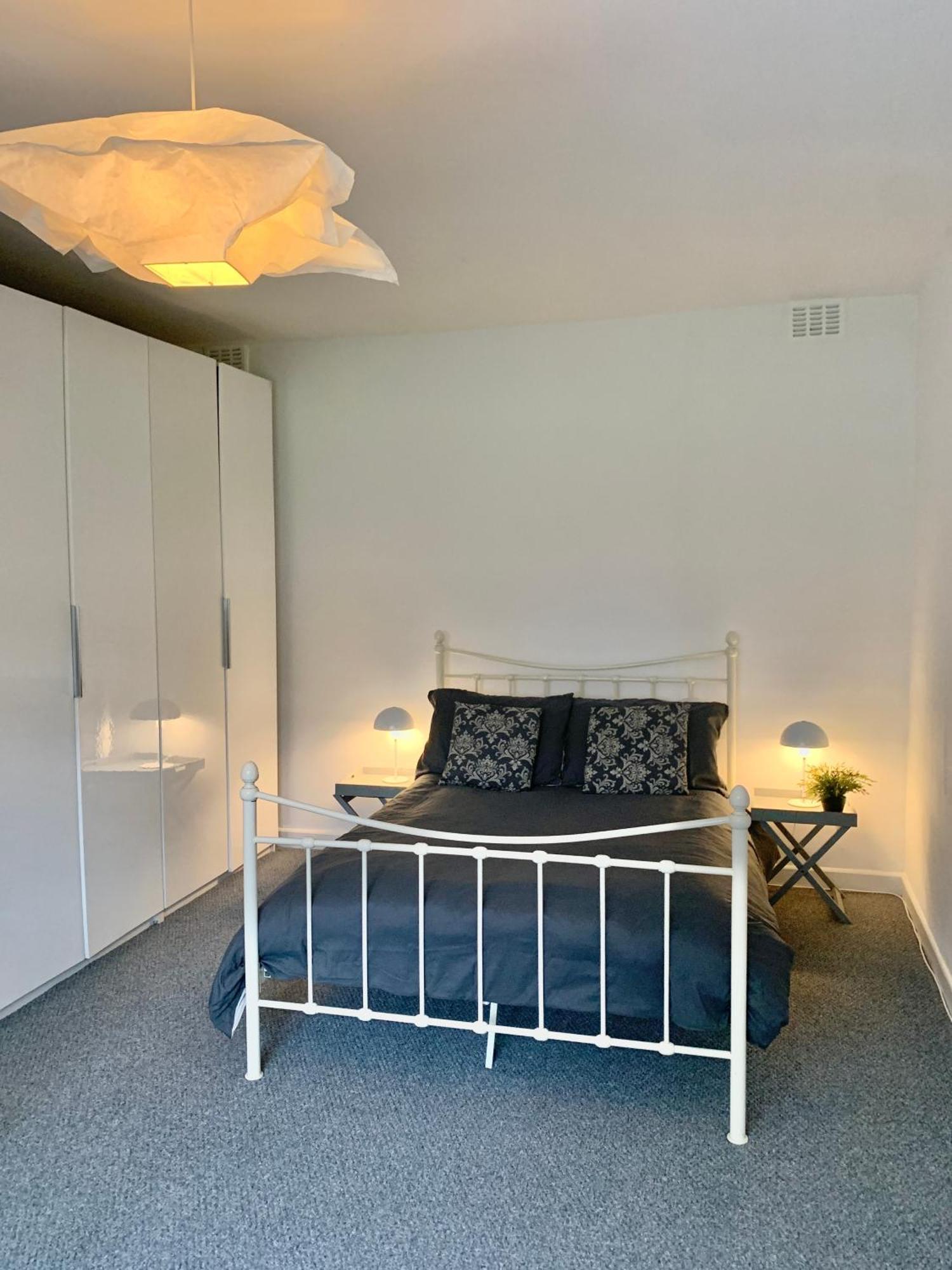 Didsbury Failte Apts - 3 Mins To The Christie's - Ground Floor - Free Parking Appartement