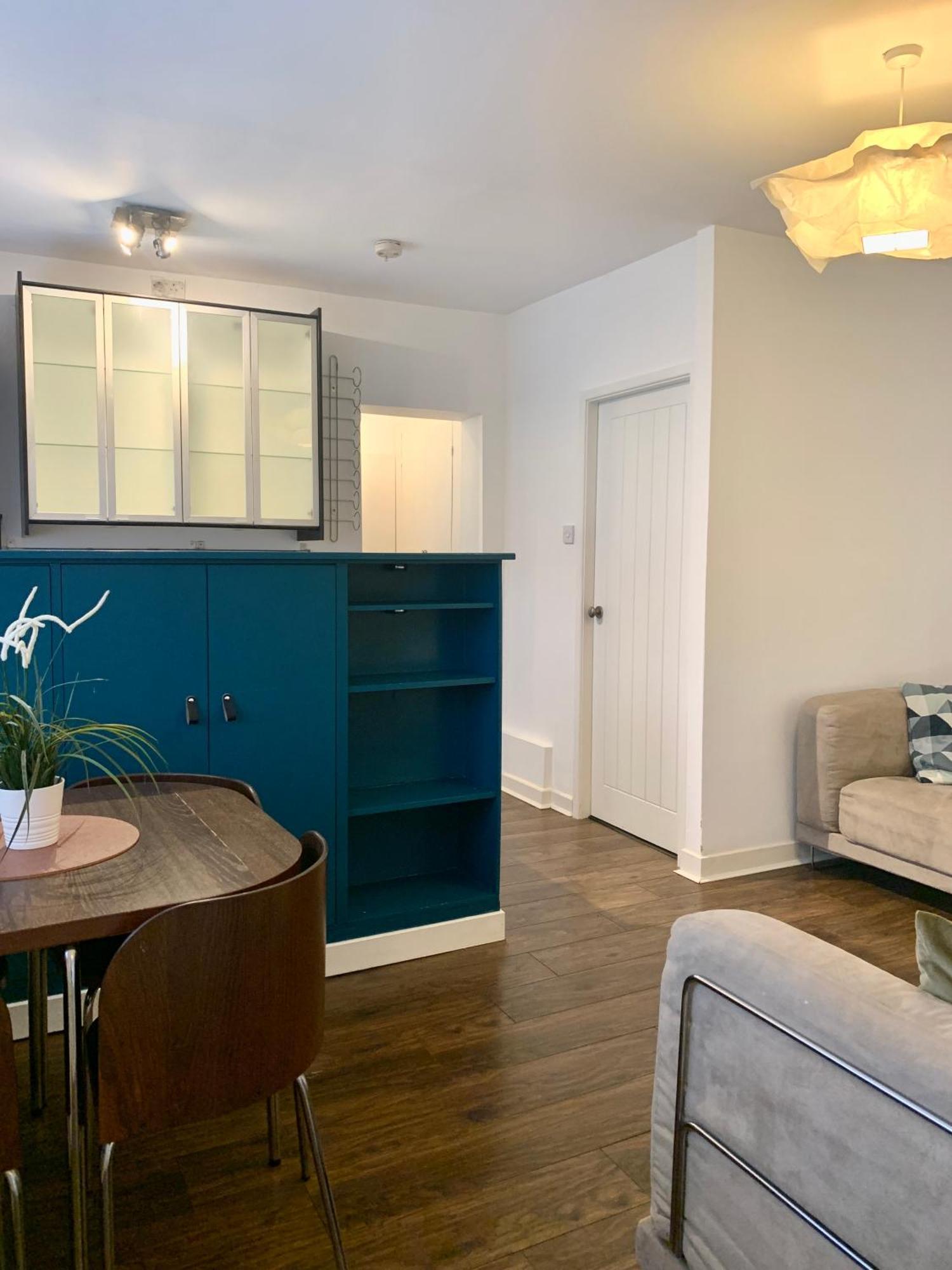 Didsbury Failte Apts - 3 Mins To The Christie's - Ground Floor - Free Parking *