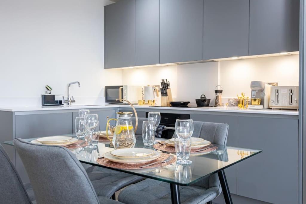 Flat Close To Picadilly Station *