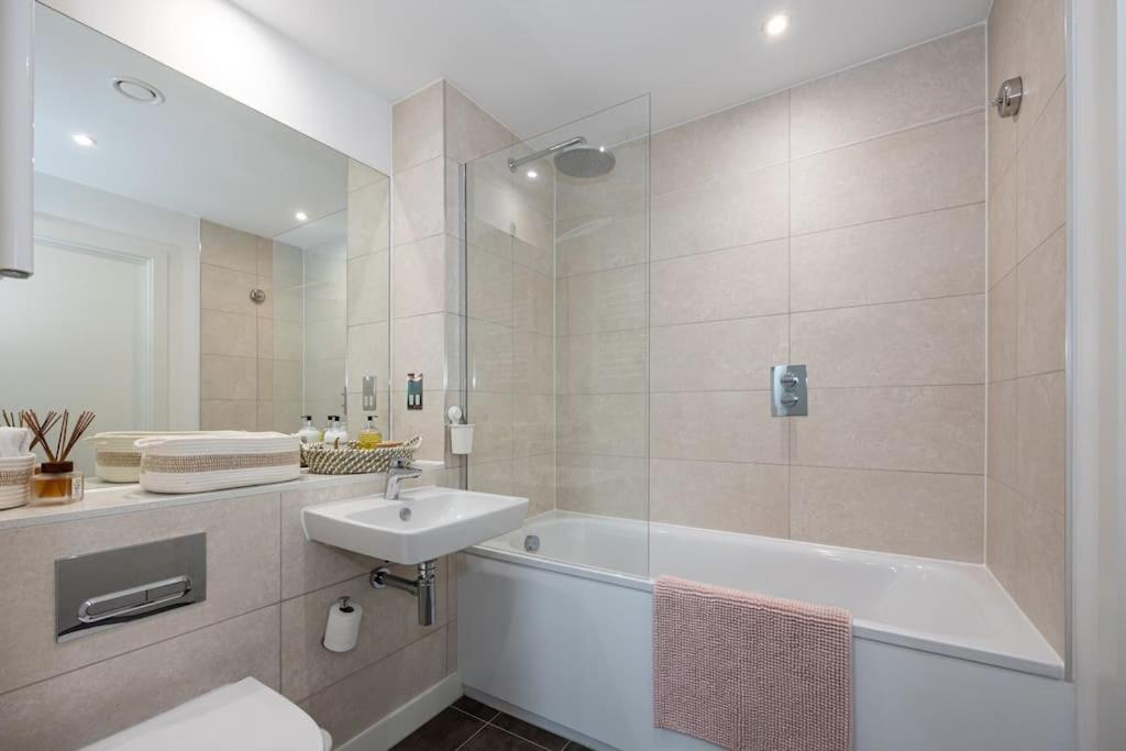 Apartment Flat Close To Picadilly Station