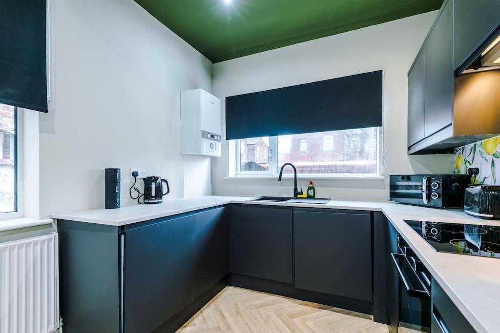 Holiday home Salford Sanctuary 5 Bed House Manchester