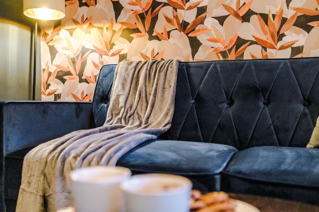 Salford Sanctuary 5 Bed House Holiday home