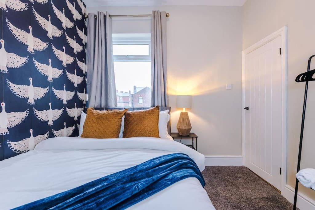 Holiday home Salford Sanctuary 5 Bed House *