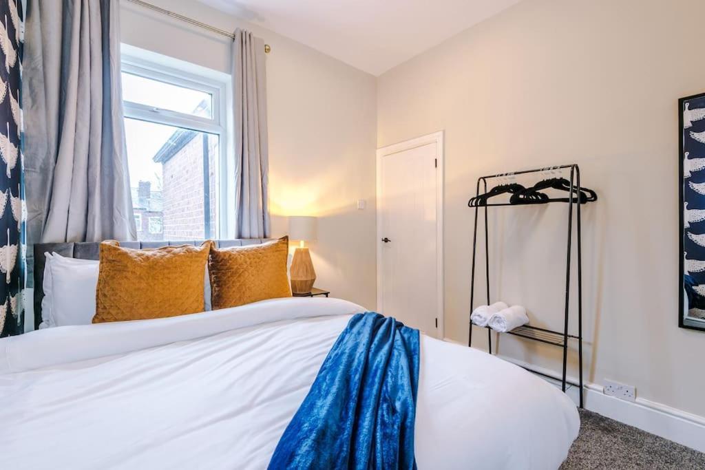 Holiday home Salford Sanctuary 5 Bed House Manchester