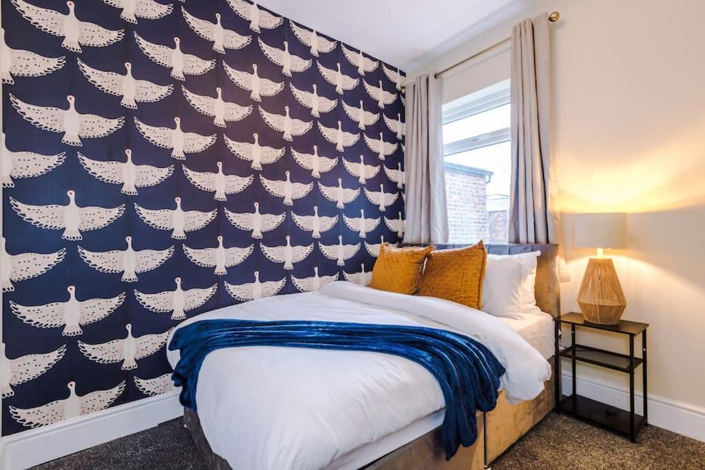 Holiday home Salford Sanctuary 5 Bed House *