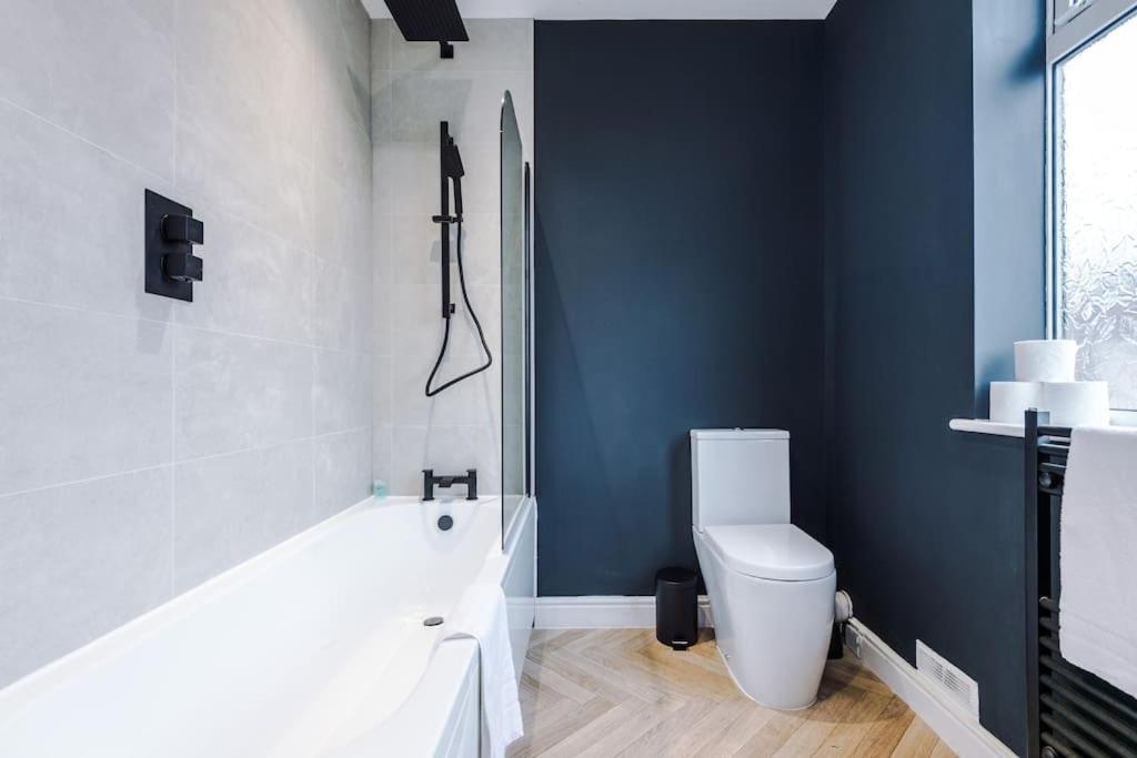 Salford Sanctuary 5 Bed House