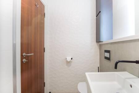 Townhaus West By The Heim Residences *