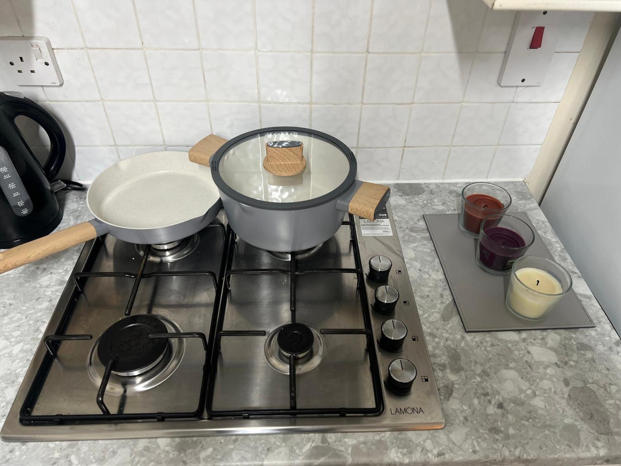 New Getaway - Free Gated Parking With Fob Apartment Manchester