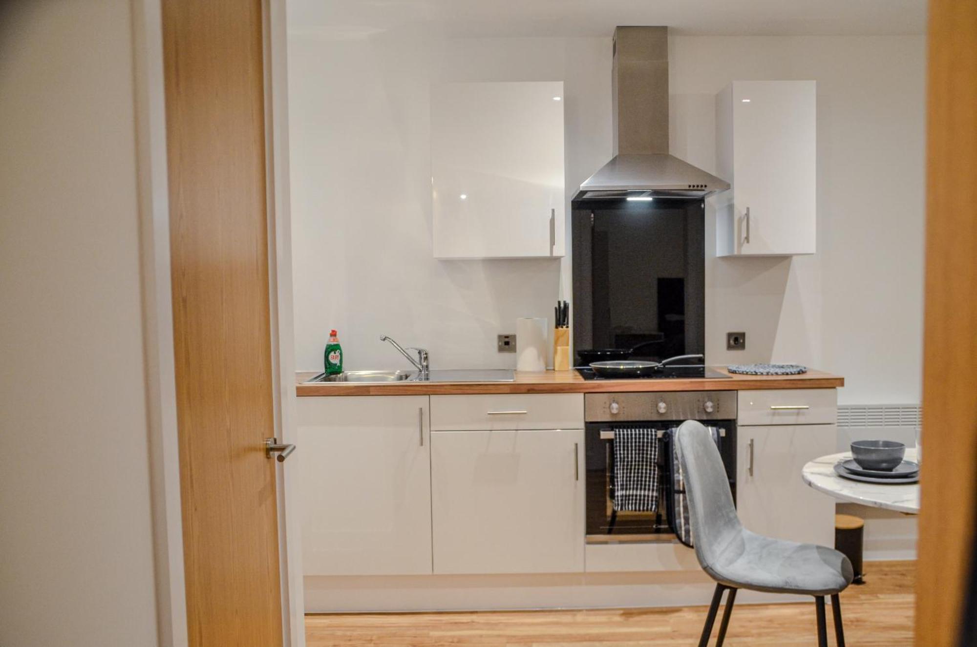 1 Bedroom Flat In * Manchester