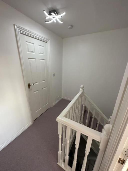 Holiday home Spacious & Lovely 4 Bedroom In