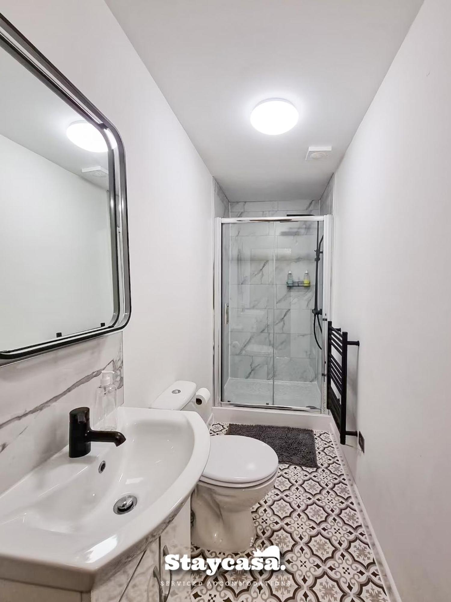 Vakantiehuis Delightful Spacious Haven With Large Driveway Manchester