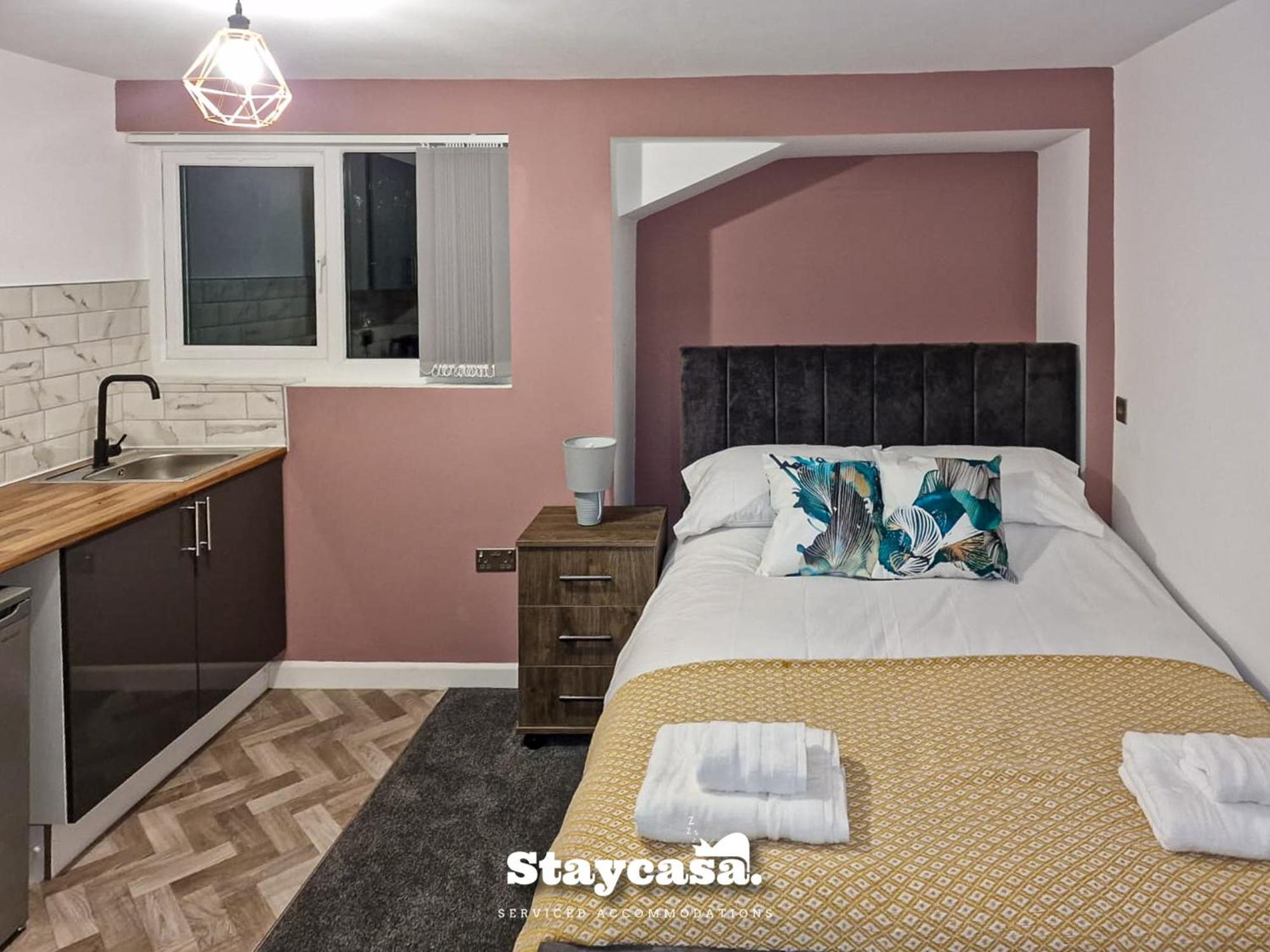 Vakantiehuis Delightful Spacious Haven With Large Driveway *