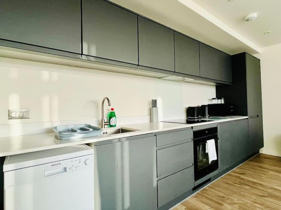 Apartment Old Trafford: Self-serviced One Bedroom *