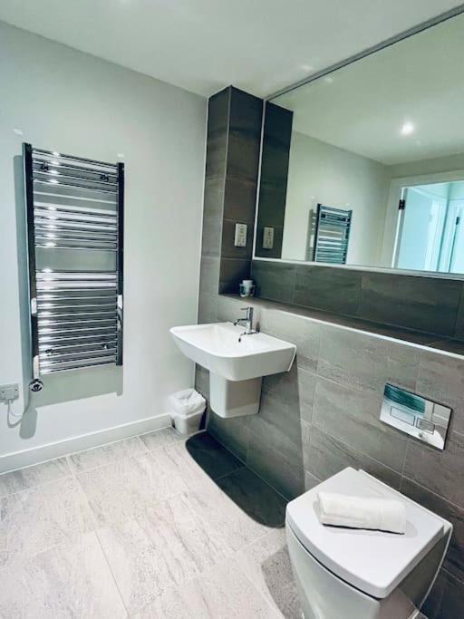 Old Trafford: Self-serviced One Bedroom Manchester