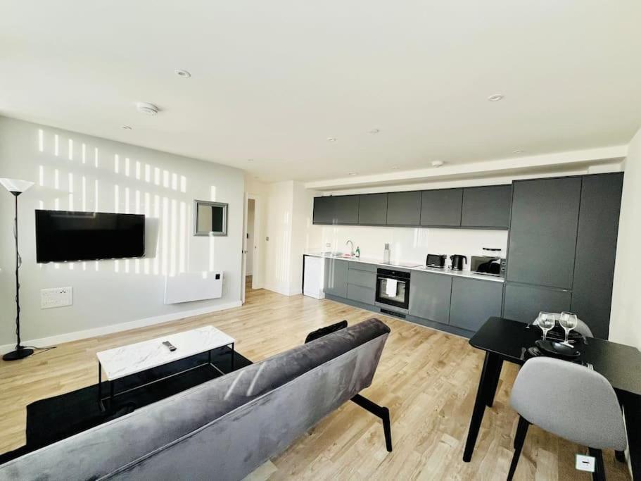 Old Trafford: Self-serviced One Bedroom Manchester