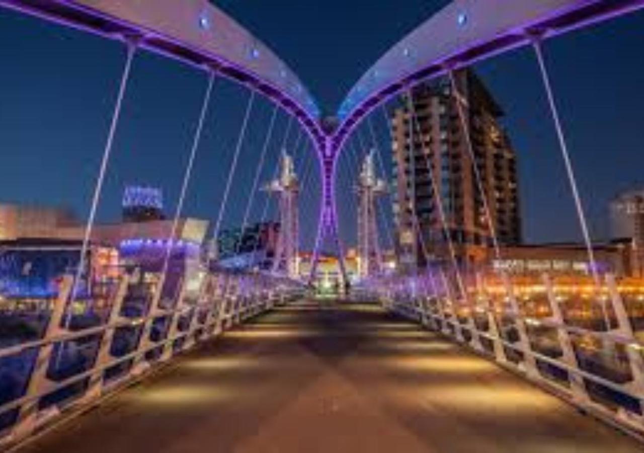 Apartment The Horizon Hideout -business Stays Or Leisure, Airport Staff, Ideal For Relocators - Manchester