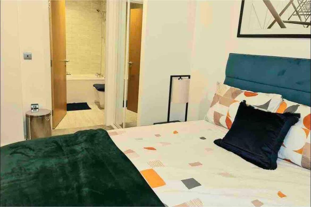 2bed Salford Mcr Apartment Manchester