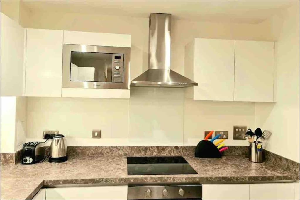 Apartment 2bed Salford Mcr *